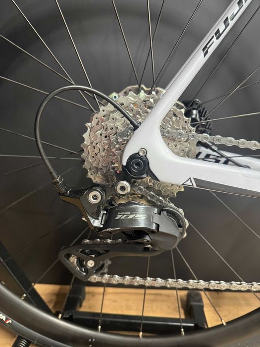 Fuji SL Disc 2.1 Polar White Shimano 105 2x12