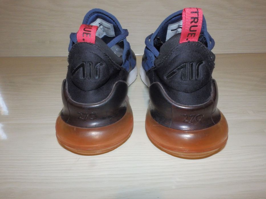 Кроссовки nike air max 270