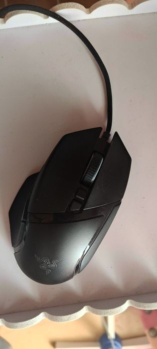 Razer basilisk v3
