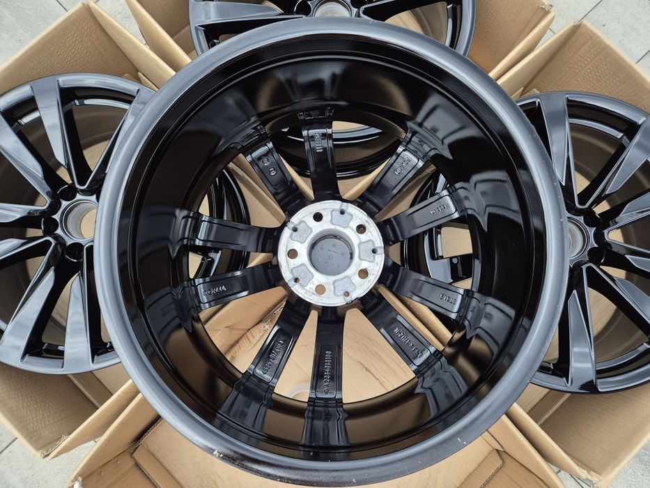 Felgi 19" 5x112 Mercedes OEM Klasa A B C E GLA GLB GLC Nowe Czarne | #A223C