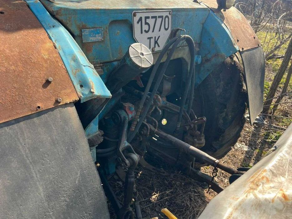 Трактор мтз 82 сільгосптехніка