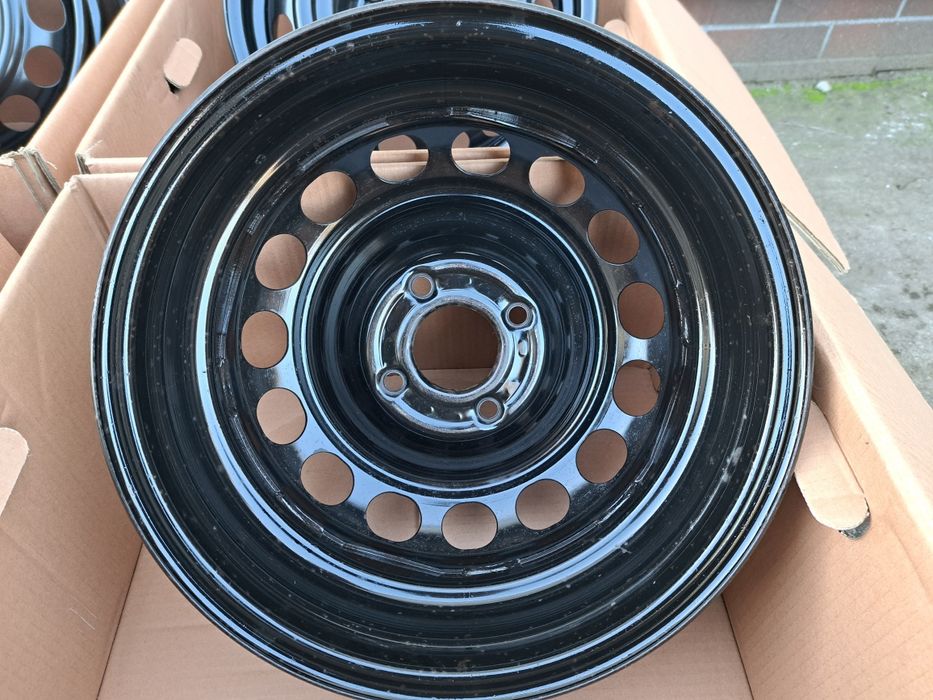 Felgi 15 Peugeot 4x108 ET32 208, 308, 207, Opel Corsa F