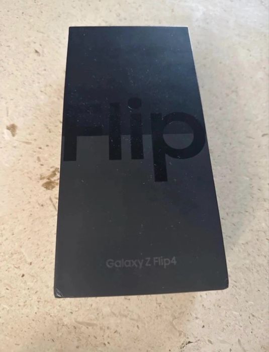 Samsung Flip 4 256 GB wm muito bom estado