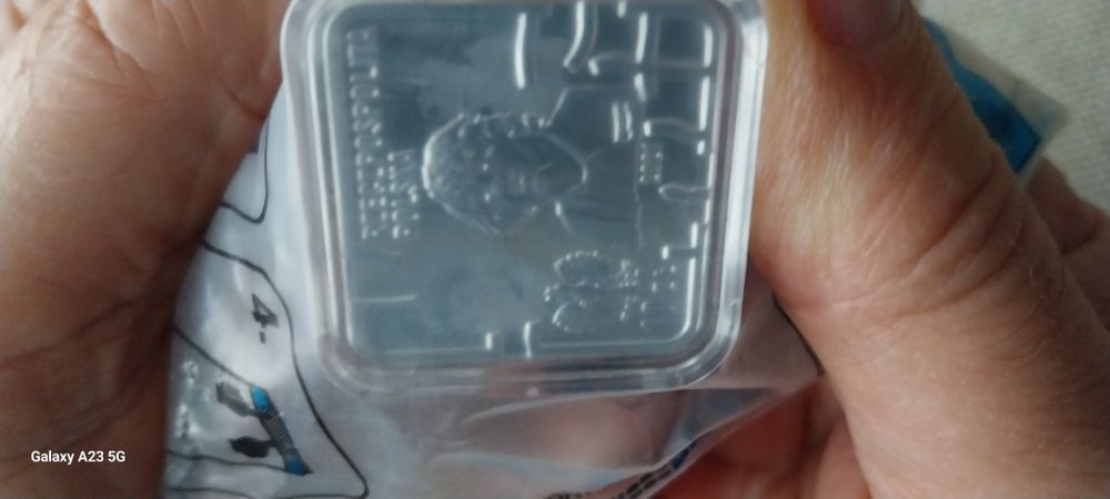 Moneta srebrna na zdięciu