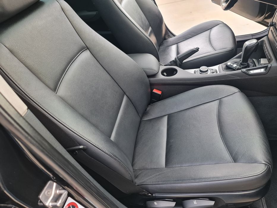 Conjunto de bancos em pele  impecaveis do BMW X1 E84