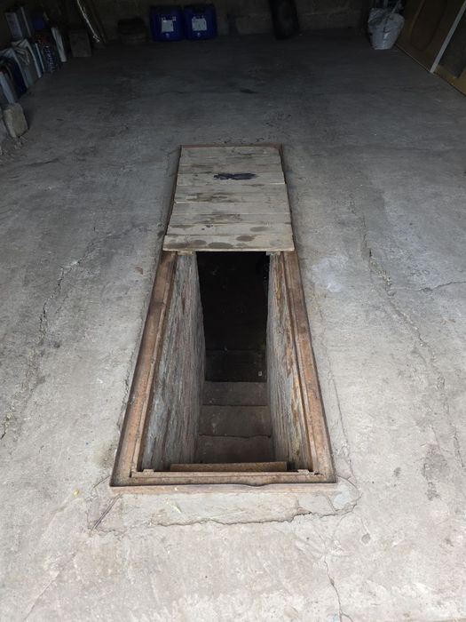 Срочно Продам гараж в Солоному