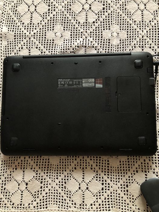 Sprzedam Laptop ASUS