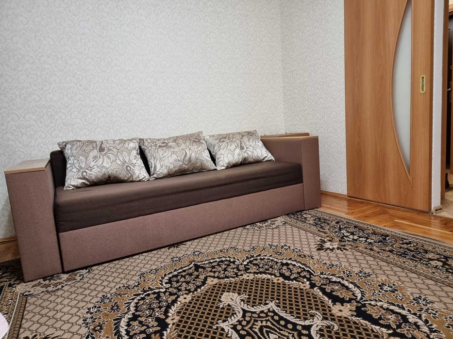 Здам подобово 1кім кв на 15му мікрорайоні