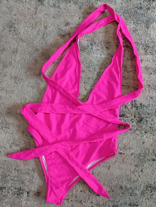 Купальник жіночий яскравий новий