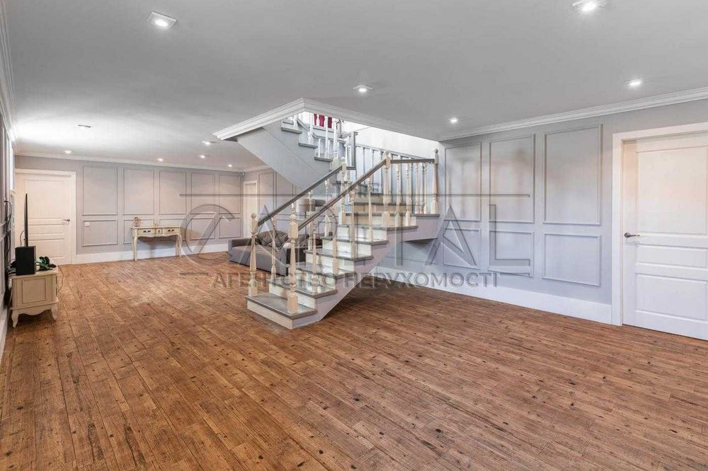 Затишний будинок для сім'ї з газом і підвалом/Гатне/10 хв Теремки