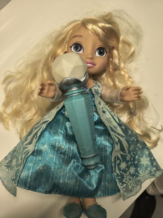 Lalka Śpiewająca Elza