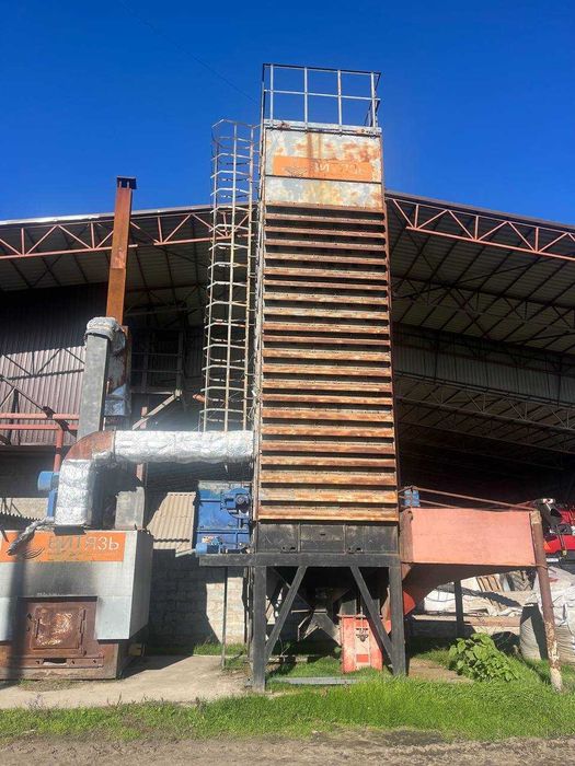 Зерносушарка MZV (Витязь) шахтна на твердому паливі (дровах, соломі)