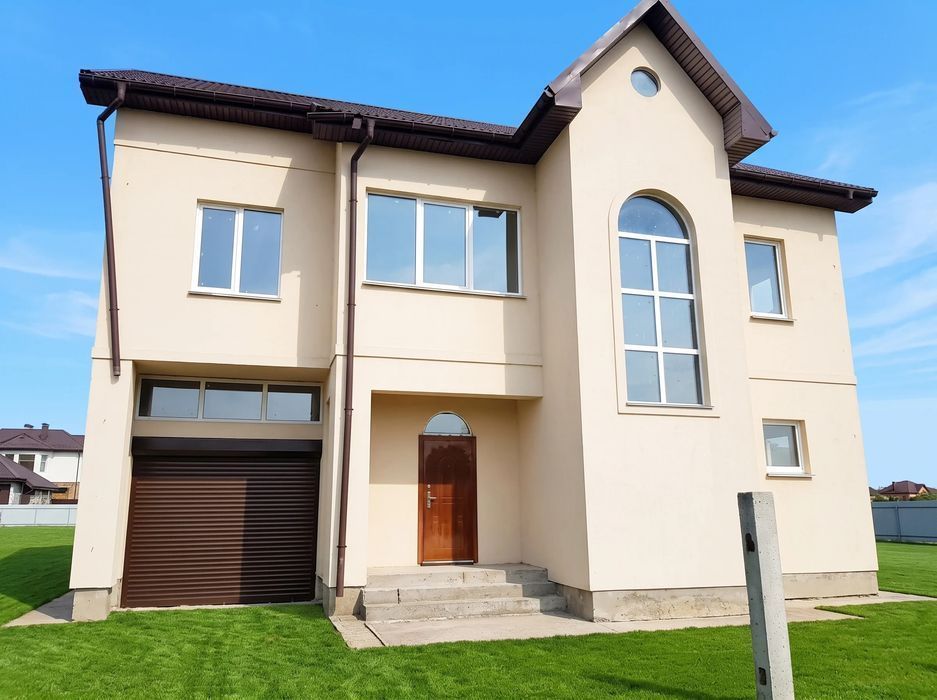 Оренда будинку 199–213 м² у Home Resort — 7 будинків на вибір