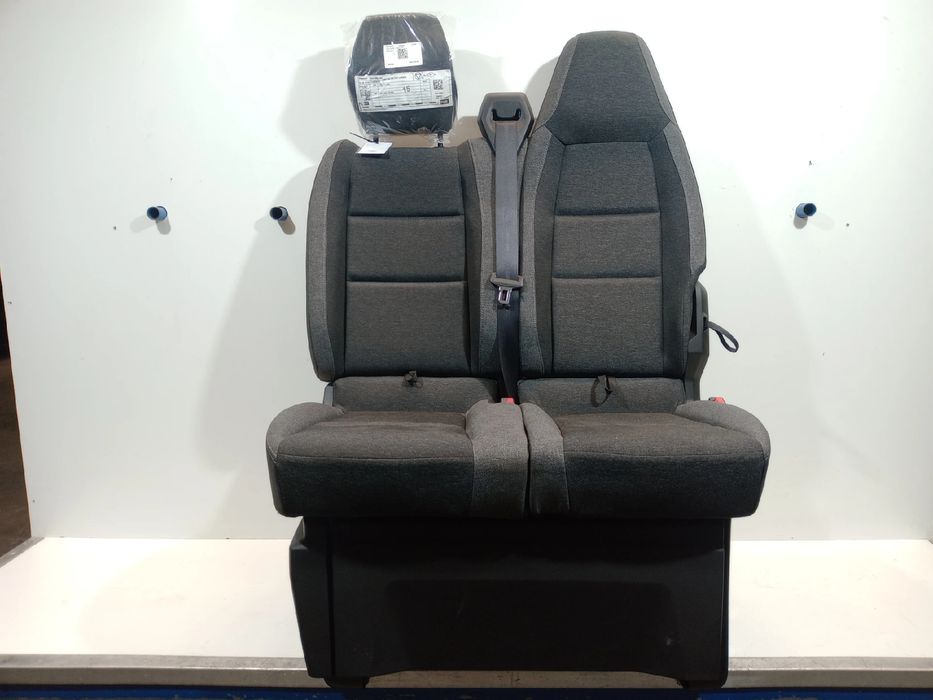 Banco frente direito NISSAN INTERSTAR Camião de plataforma/chassis (XD