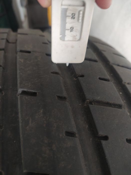 2xPirelli Zero 255/35 R18