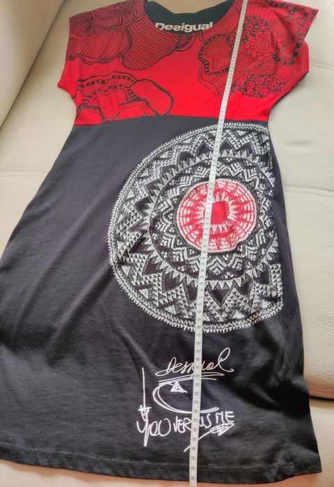 Vestido curto, mangas curtas, preto,vermelho, Novo, Desigual S