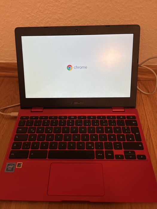 Нетбук Asus C223N