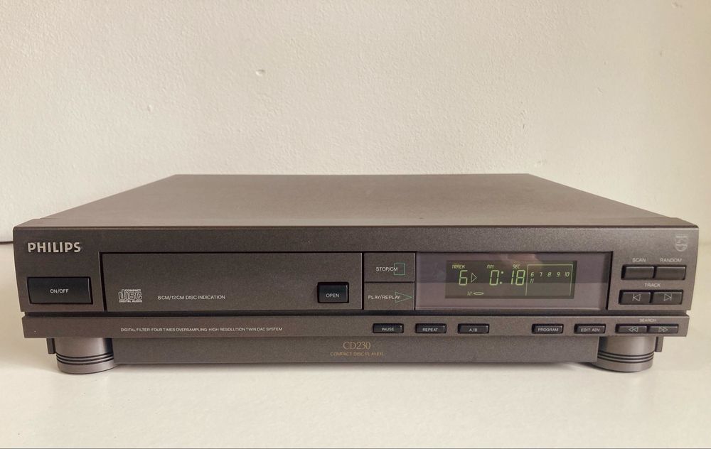 Leitor de CD Philips CD230