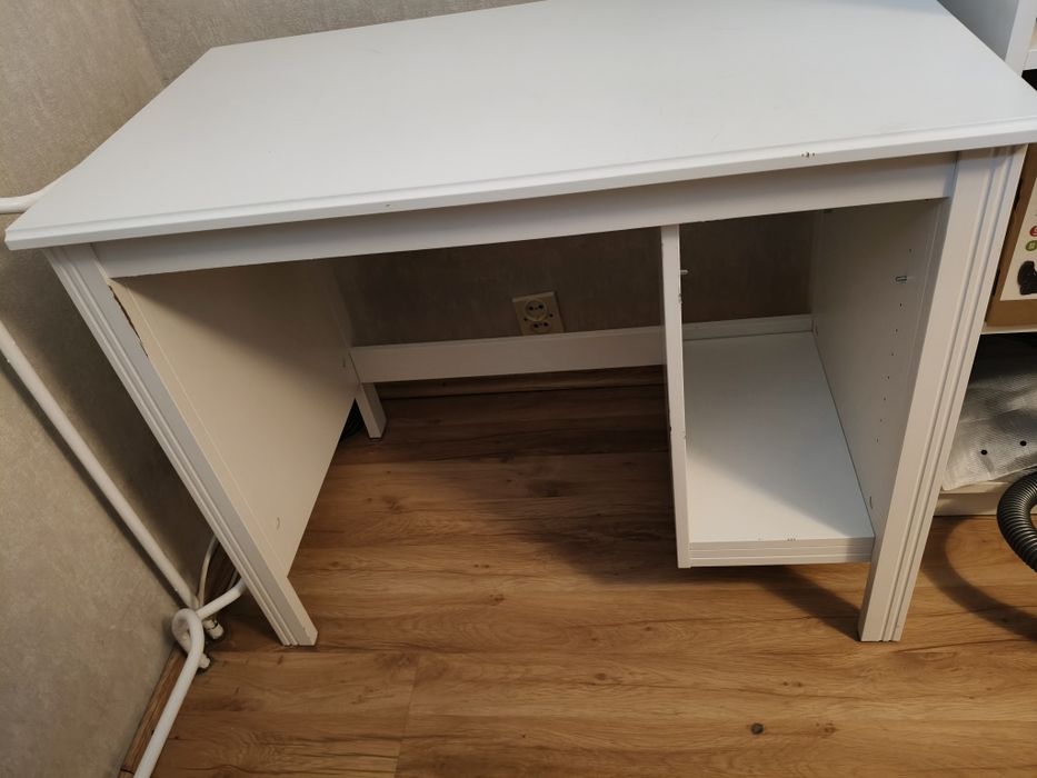 Biurko białe Ikea