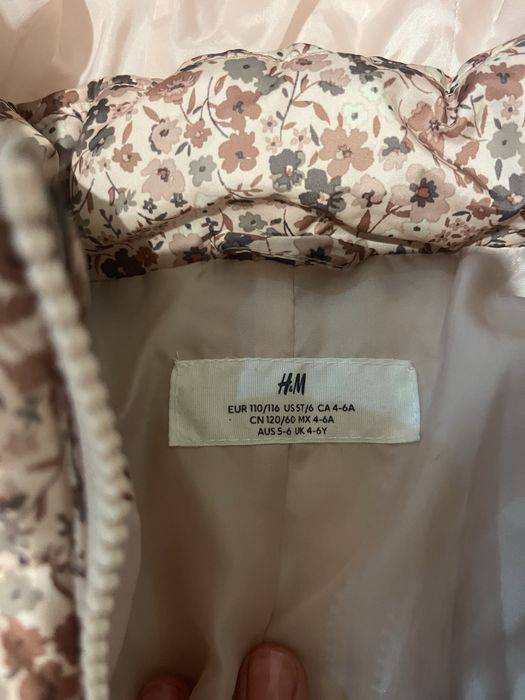 Куртка  h&m 4-6 років 110-122