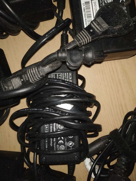 Оригінальний зарядний для ноутбуків HP Acer Asus Dell 19v зарядка