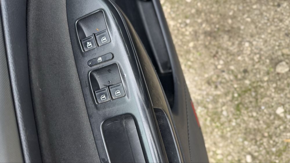 Авто в наявності