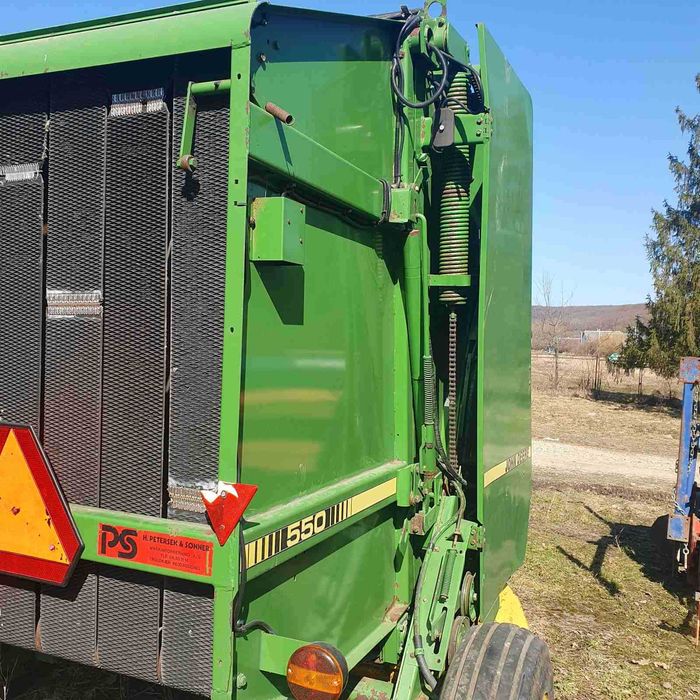 продам рулонний прес підбирач джон дир 550