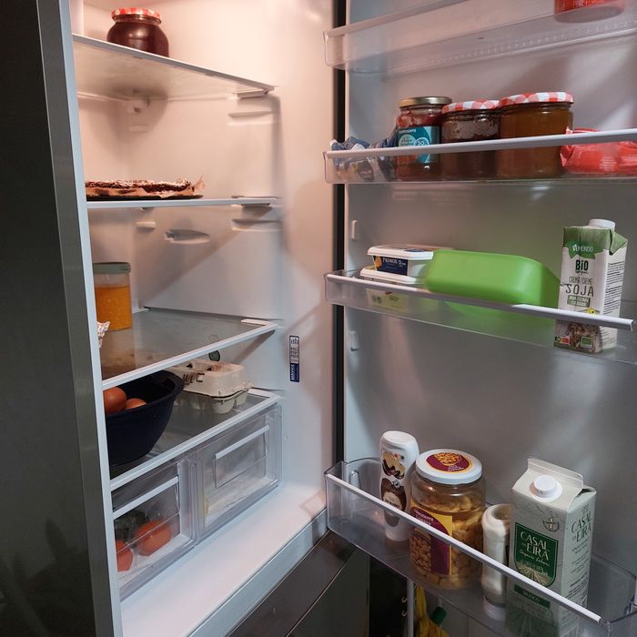 Vendo Frigorífico Hotpoint Ariston (Combinado)
Frigorífico combinado H