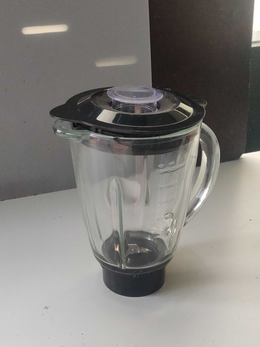 Copo de liquidificadores (apenas o copo, parte de cima)