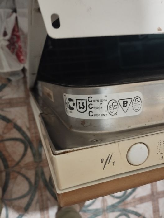 Посудомийку продам потребує ремонту