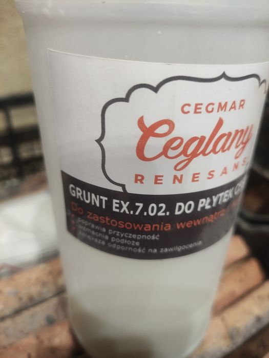 Płytki ze starej cegły