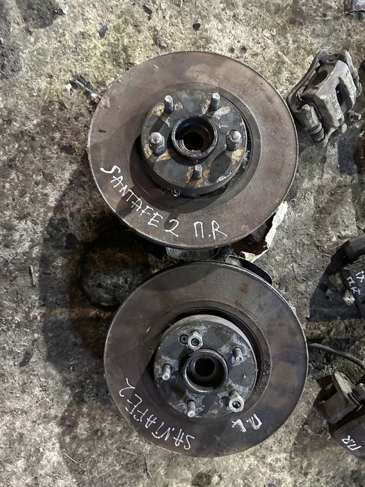 Поворотний кулак цапфа ступиця взборі передня Hyundai Santa Fe 2 06-12