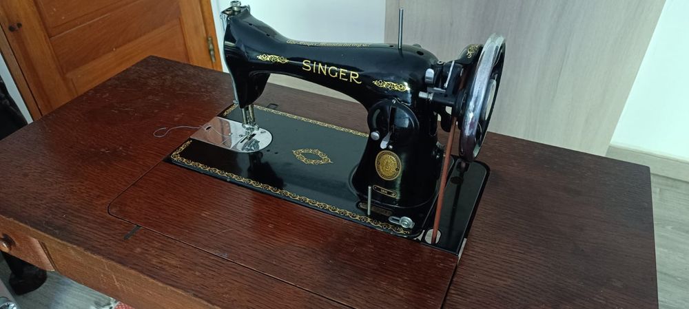 Máquina costura SINGER