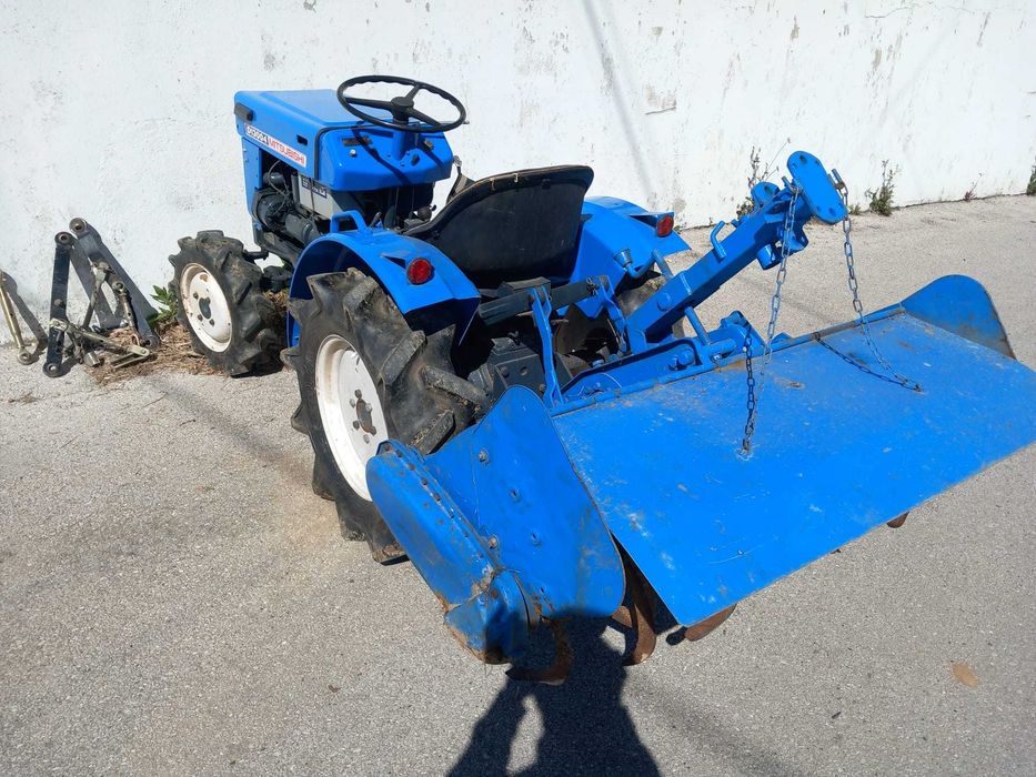 Trator Agrícola Mitsubishi D 13004