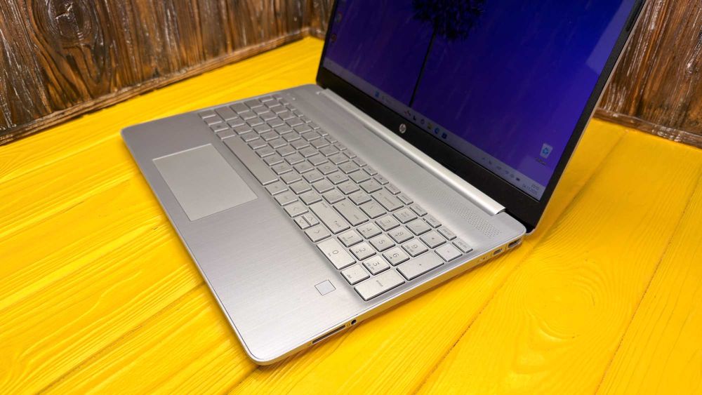 Надійний Офісний Ноутбук HP Pavilion 15-DY2127OD /i7-1165G7/ГАРАНТІЯ