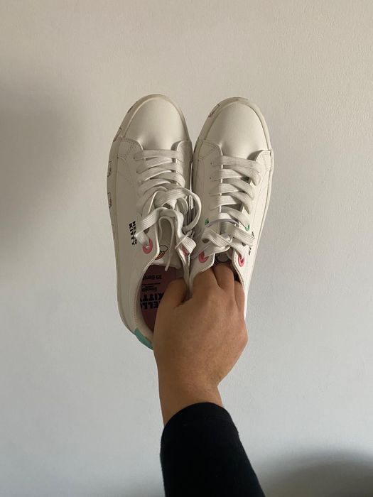 Sapitilhas novas da Bershka 39