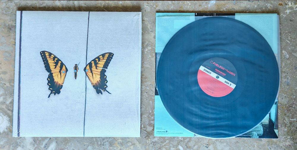 Brand New Eyes - Paramore (Vinil)