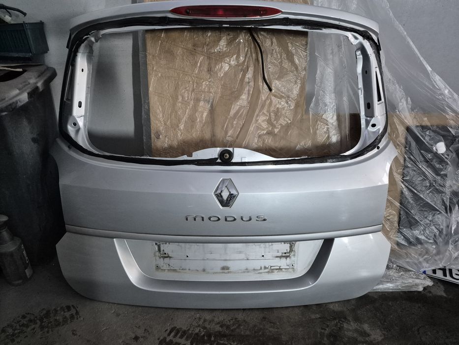 Klapa bagażnika renault modus lift 2007/2012