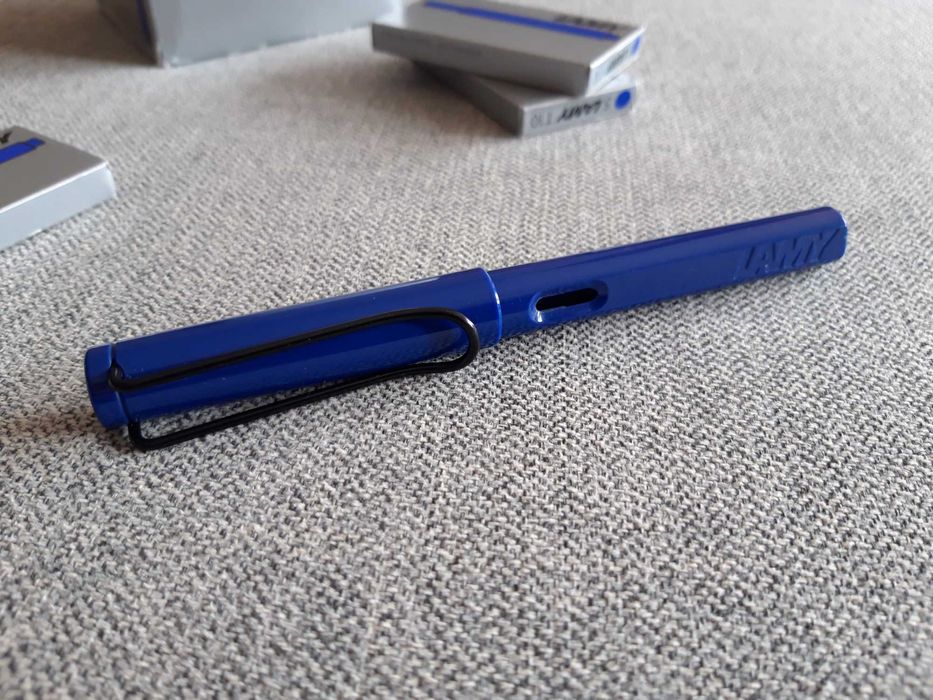 Caneta de tinta permanente & cartuchos "LAMY"