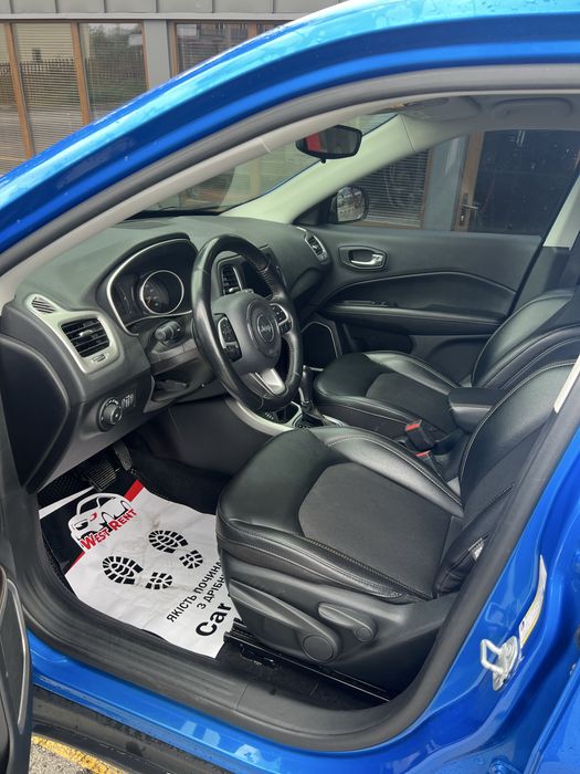 Прокат і оренда автомобілів без водія подобово Буковель Татарів Яремче