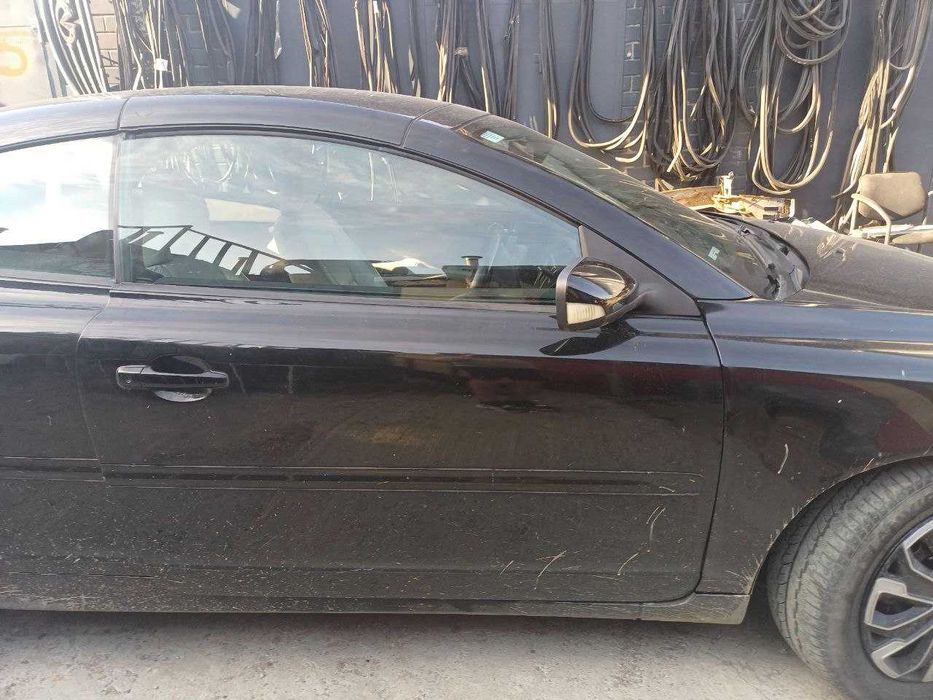 Дверь левая правая Volvo C70 2006-2009