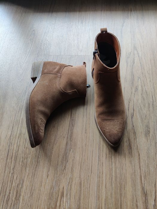 Botas camurça castanha n. 37