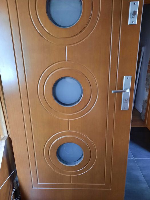 Drzwi zewnetrzne drewniane Lucjusz