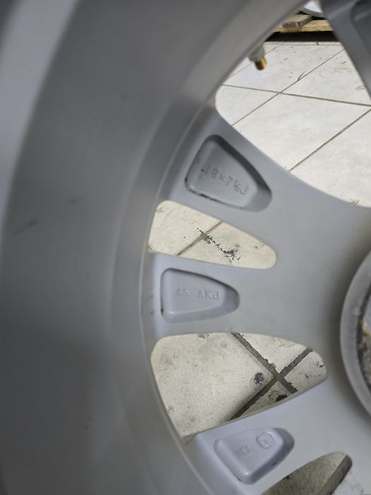 Alufelgi felgi aluminiowe oe toyota rav 4 5x114,3 et 45 7,5jx18"