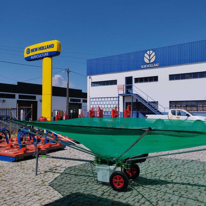 Toldos e apara frutos para apanha de azeitona