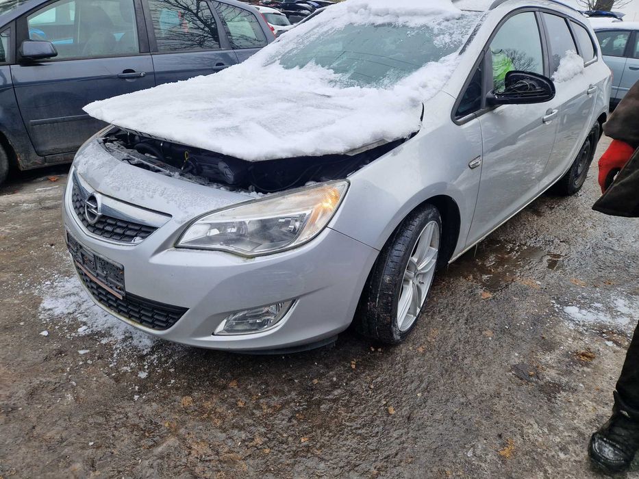 opel ASTRA J IV maska przód pokrywa silnika Z176
