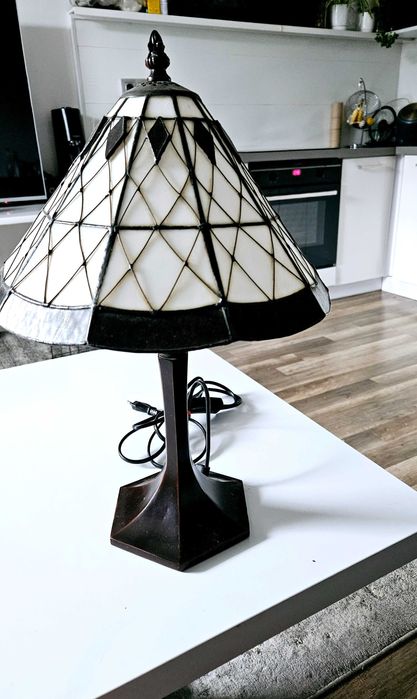Lampa ręcznie robiona