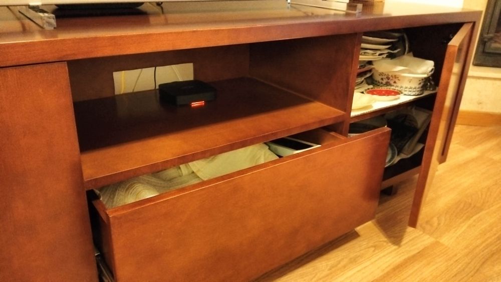 Móvel de televisão