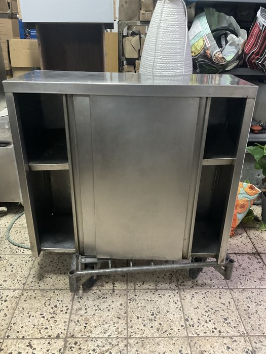 Armario inox , p louca , pratos , copos