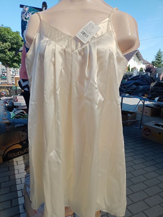 Koszule satynowe i piżamy